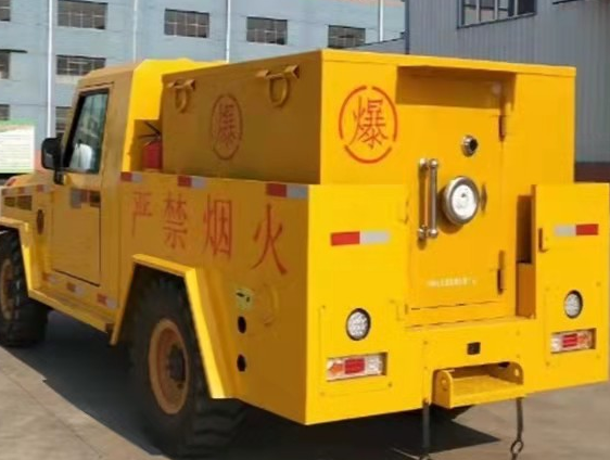 枞阳凯龙爆破器材运输车：保障爆破任务的安全运行